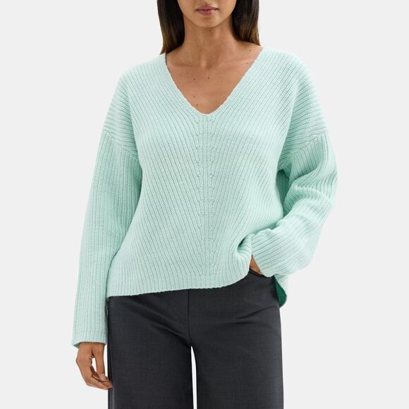 NWT Theory IWG Easy V Neck Duane Knit Sweater Light Mint Cotton Merino Wool - Picture 1 of 8